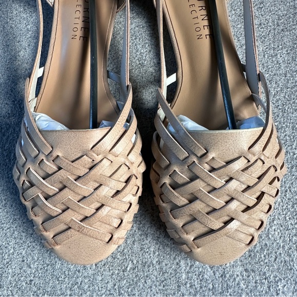NIB Journee Collection Ekko Woven Flats Vegan Leather Size 8 Tan Beige Sandals - Picture 3 of 11